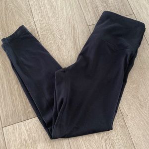 Victoria secret women’s black leggings size 8